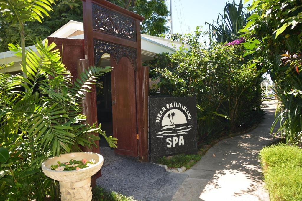 לאוטוקה First Landing Beach Resort & Villas מראה חיצוני תמונה